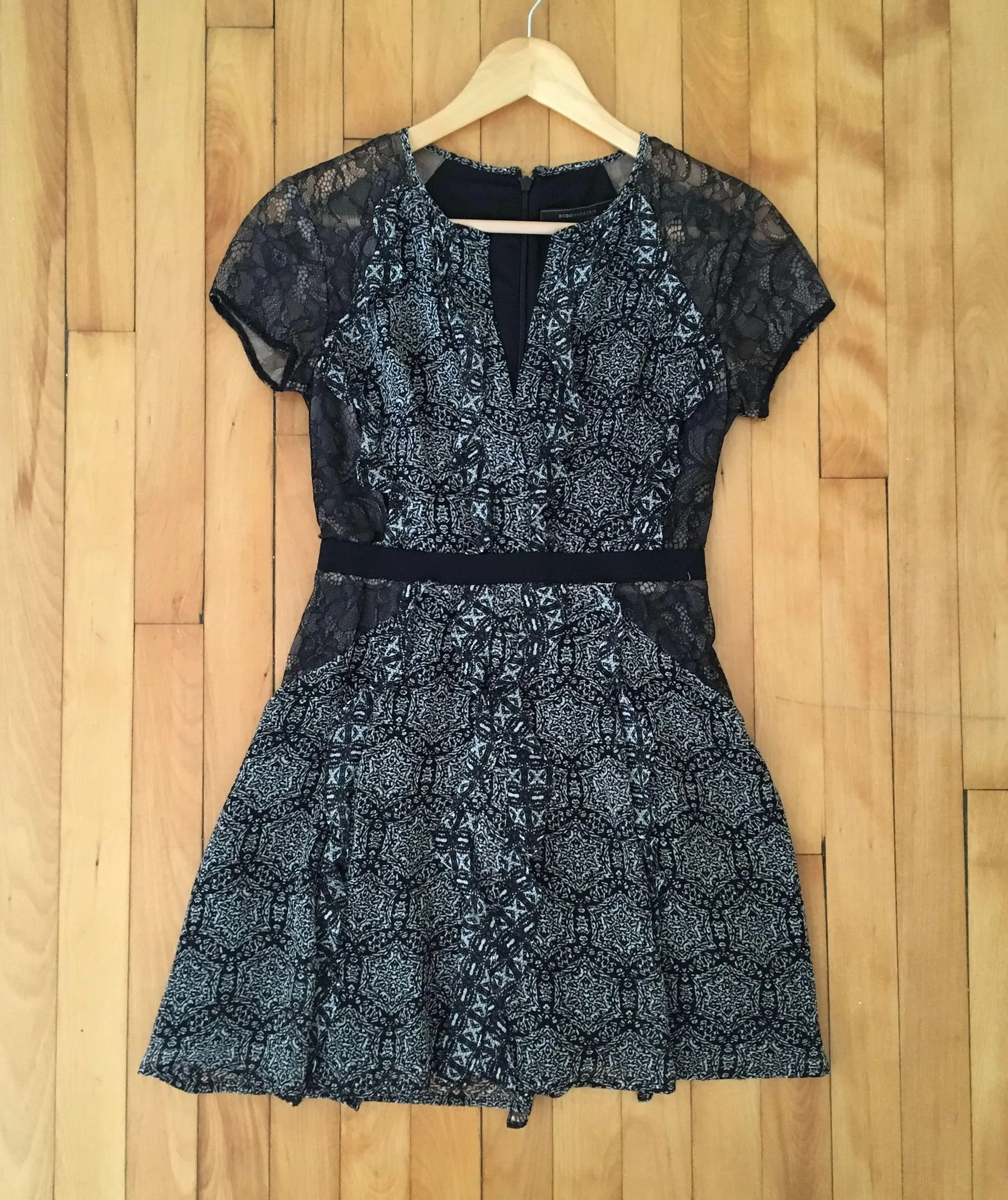 BCBGMaxAzria Stephanie Lace Printed Dress Size 0 - Image 2