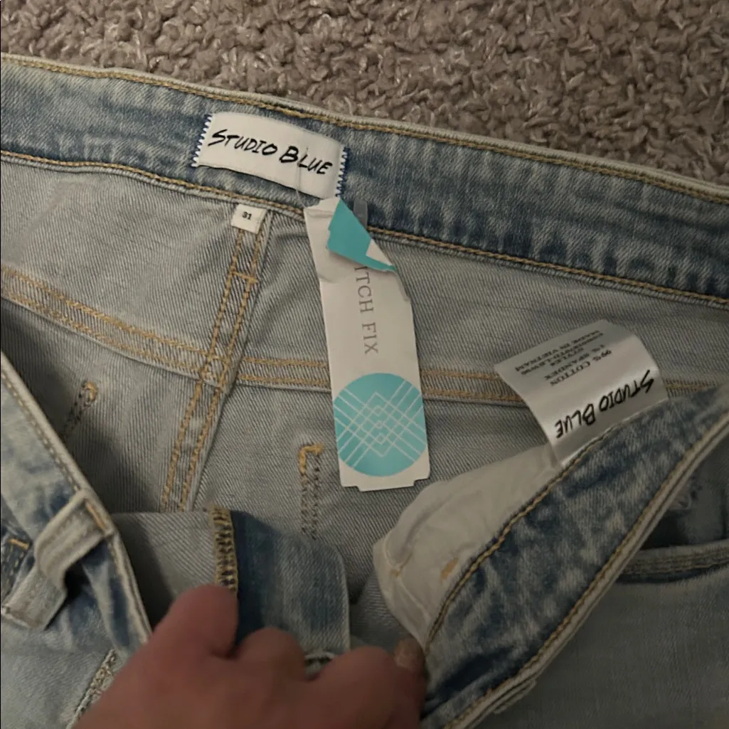 Distressed Light Blue Boyfriend Jeans - Image 3