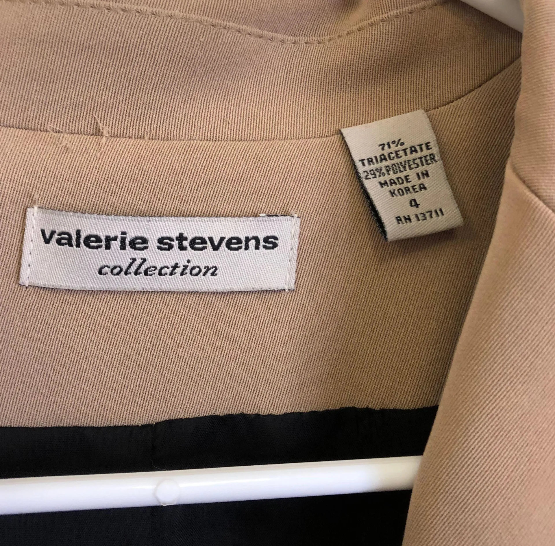Valerie Stevens Beige Camel Tan Neutral  Blazer - Image 3