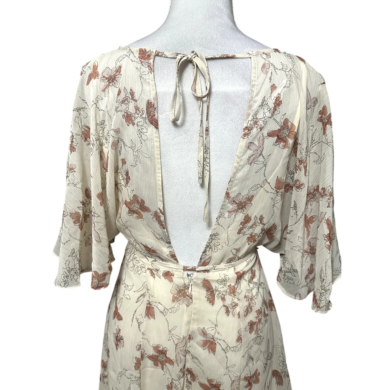 Lulus Mini Dress Faux Wrap Design Open Back Zip Soft Floral Print Beige XS NWOT - Image 7