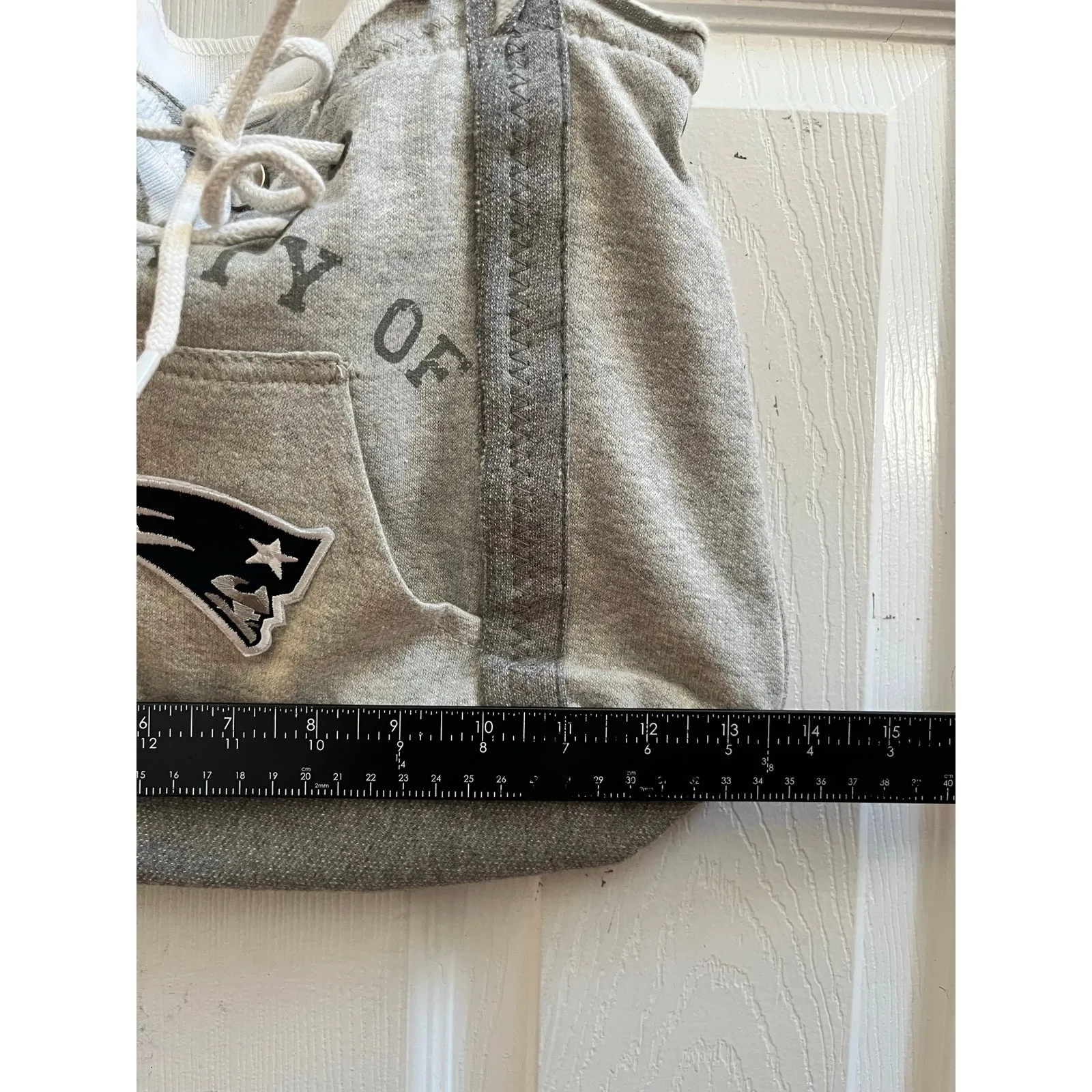 The NFL Patriots Embroidered Appliqué Cotton Hoodie Purse Kangaroo Pocket Gray - Image 11