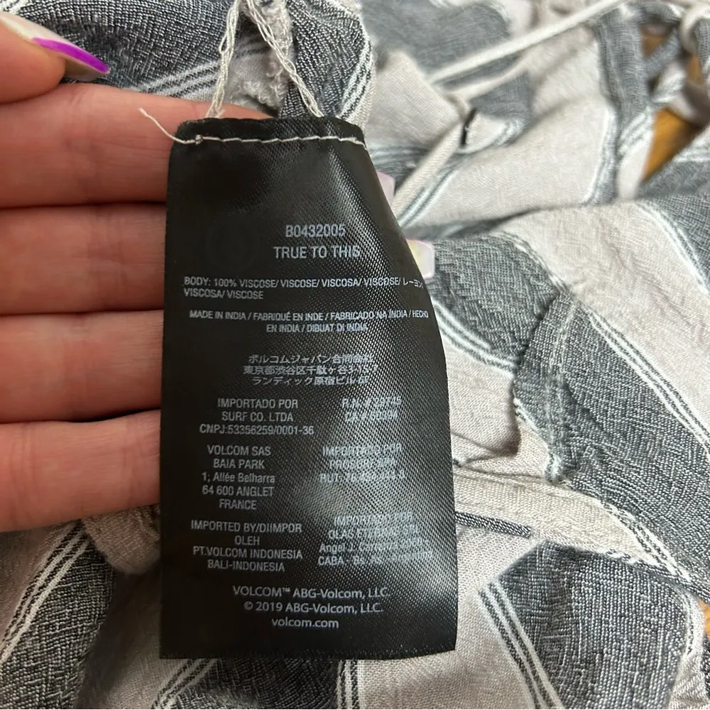 Volcom | Coco Strappy Cami Gray Combo Sleeveless Top Size L - Image 11