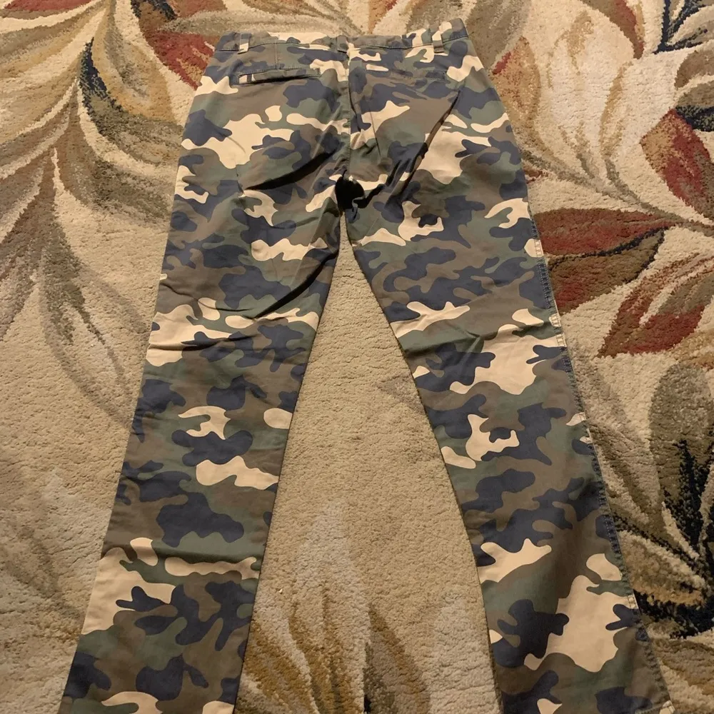 the gap boyfriend chinos size 0 - Image 4