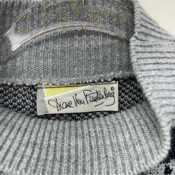 Vintage Diane Von Furstenberg‎ Ski Sweater Double Mock Neck Knit Floral Cabin - Image 4