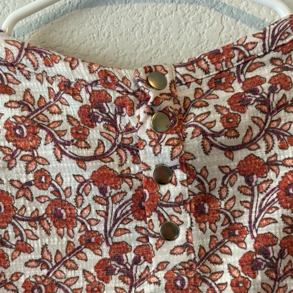 Wonderly Blouse with Floral Pattern and puff sleeves Small - Image 6