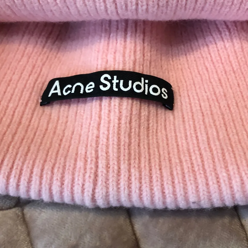 Acne Soft Pink  Beanie - Image 3