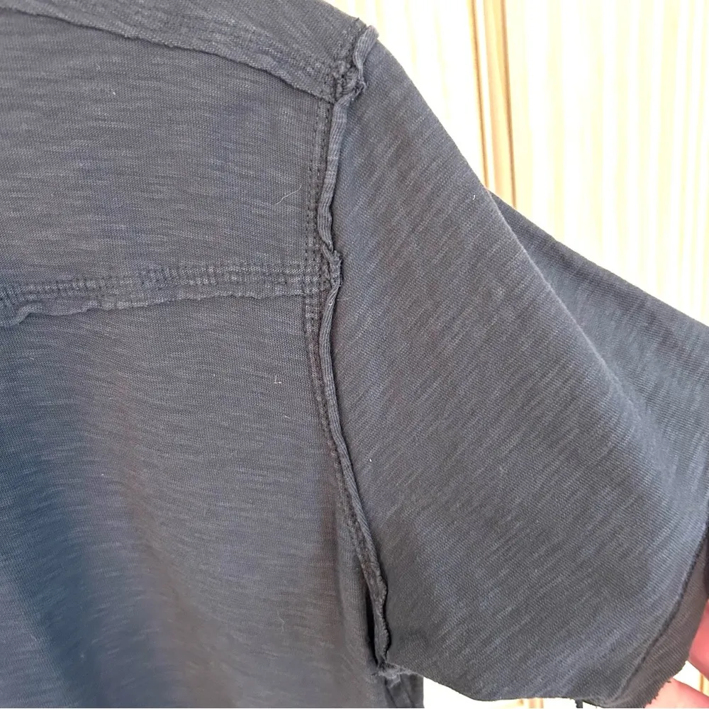 Diesel Gray Women’s V-Neck Tee. Size Medium. - Image 9