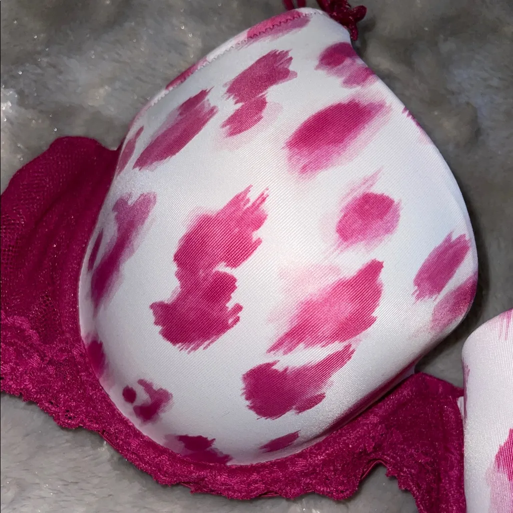 Modern Movement Fuchsia and White Patterned Bra Size 38B GUC Pink - Image 3