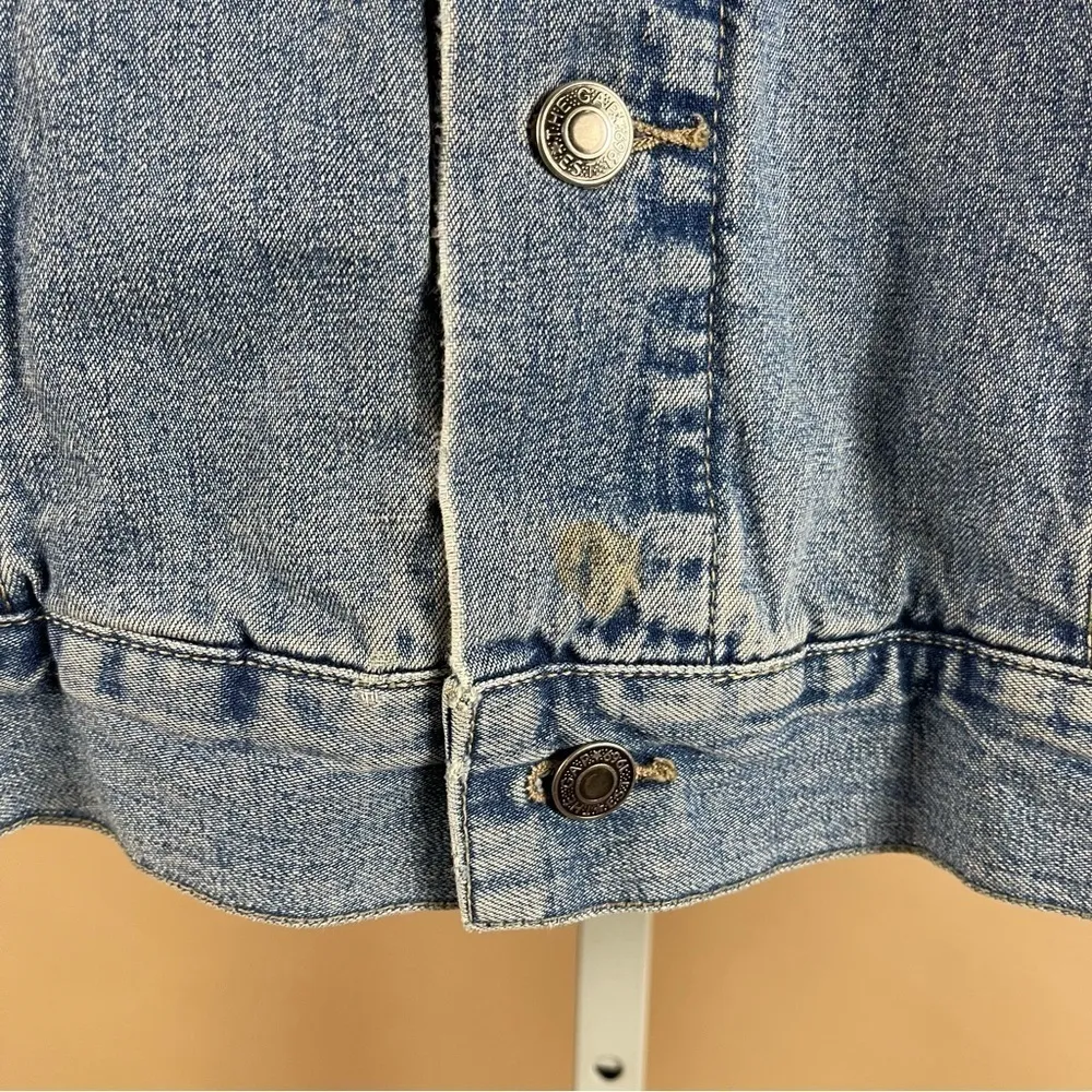 Gap Vintage  Tiger Patch Denim Jacket Size Large Butterfly Bee Flower Patch - Image 5