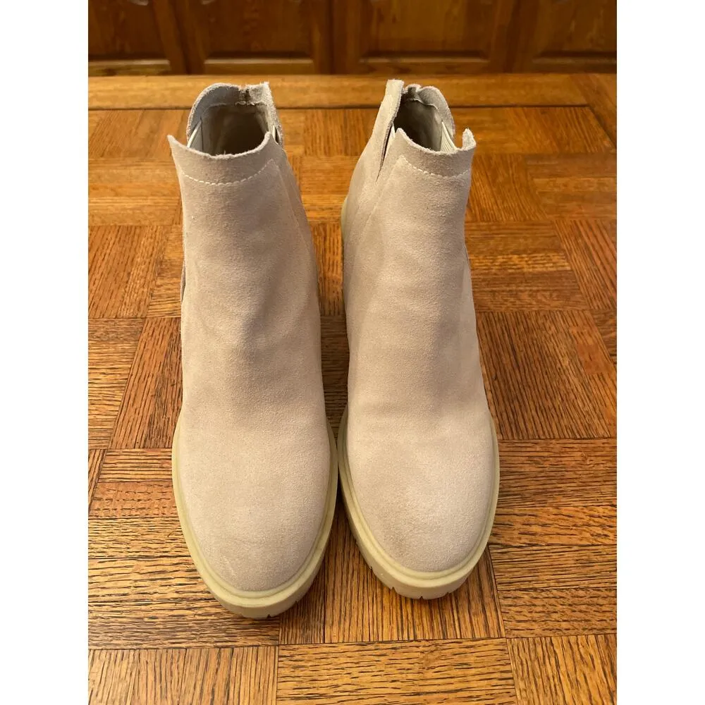 Dolce Vita platform suede booties tan size 9 - Image 2