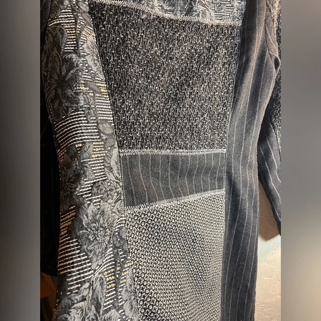 Black Gray Women's Coat mixed textured fabrics stitching buttons faux zip Y2K S - Image 12