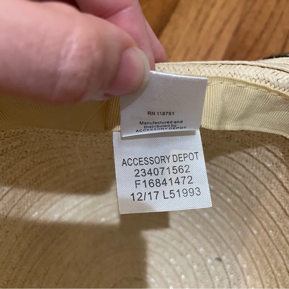 Accessory Depot Floppy Straw Do Not Disturb Embroidered Vacation Sun Hat - Image 4