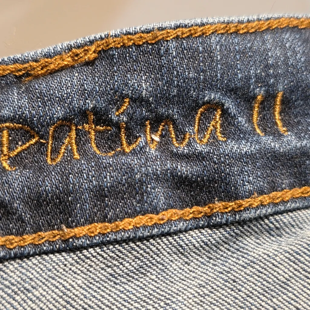 Cowgirl Tuff “Patina II” Jeans Women’s Size 35x33 Dark Wash Mid Rise Bootcut Blue - Image 3