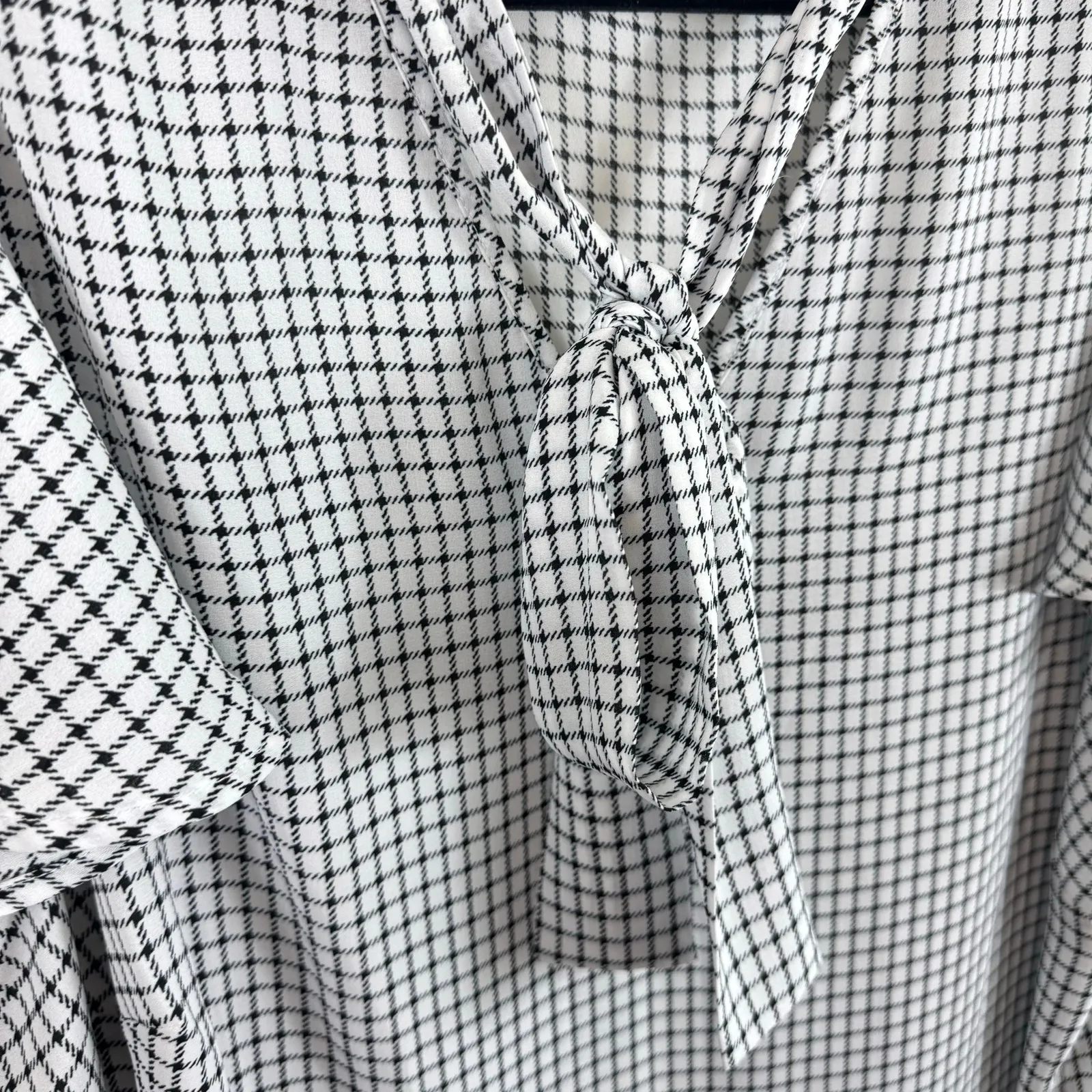 Adrianna Papell Black White Checkered Blouse‎ 2X - Image 3