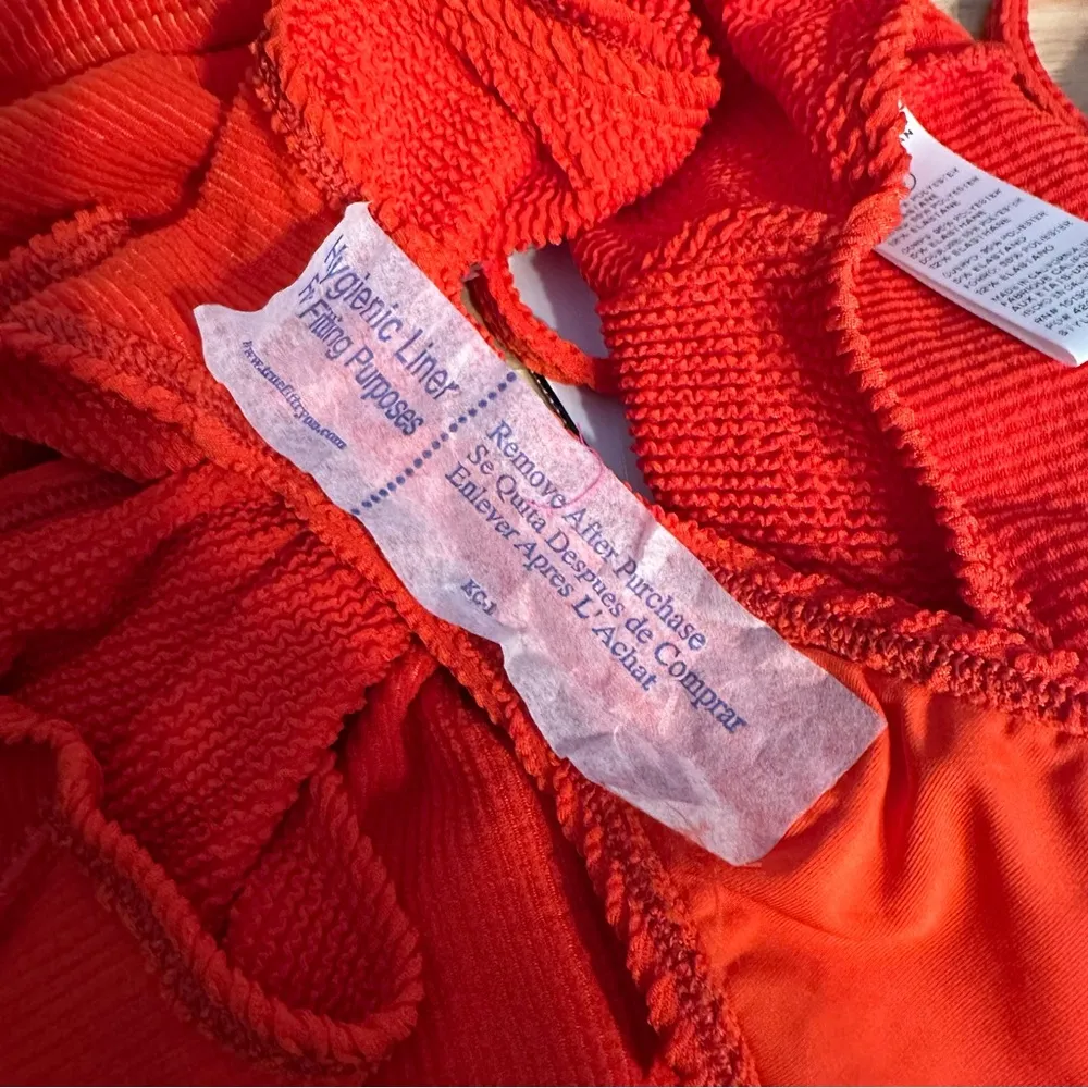 Good American Always Fits One Piece Swimsuit in Bright Poppy size 7/8 or 4X/5X - Image 13