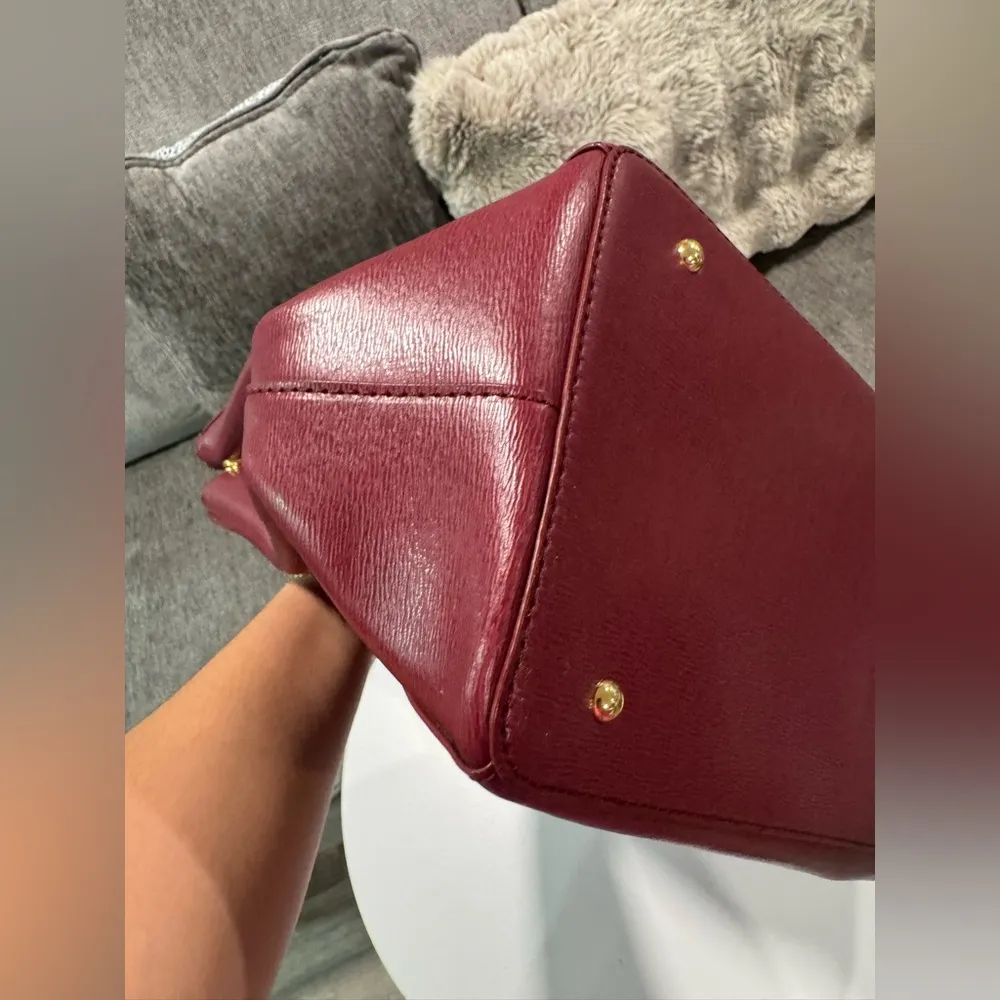 Ralph Lauren Red Leather Tote with Structured Design - Image 6