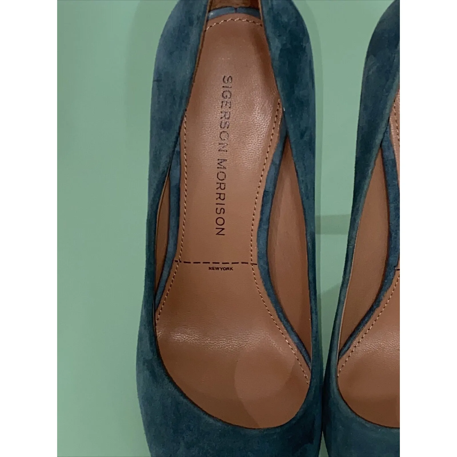 $495 SIGERSON MORRISON Womens Sz 7B green suede silver cap toe pumps shoes - Image 14