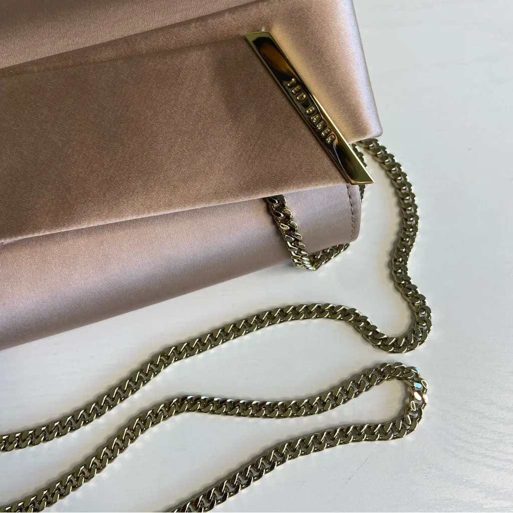 TED BAKER Abyya Bow Evening Clutch Pink - Image 9