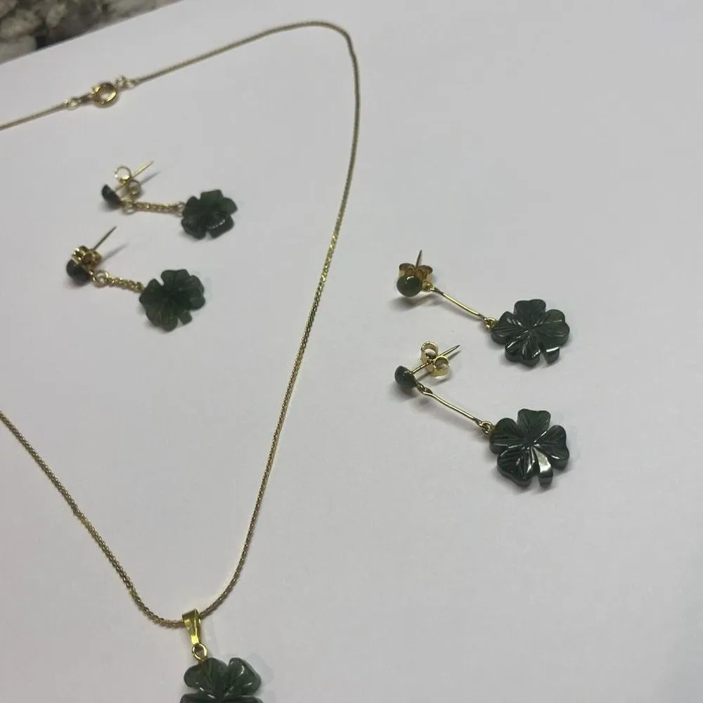 Necklace Pierced Dangle Earrings Costume Jewelry Set Gold Tone Green Clover - Image 6