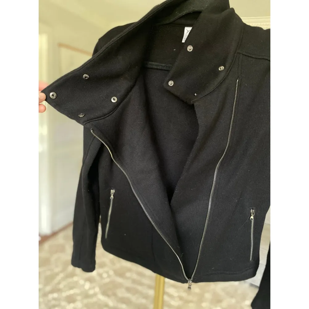 Old Navy Moto Zip Jacket Activewear Athleisure Buttery Soft Cozy Collar Sporty S - Image 4