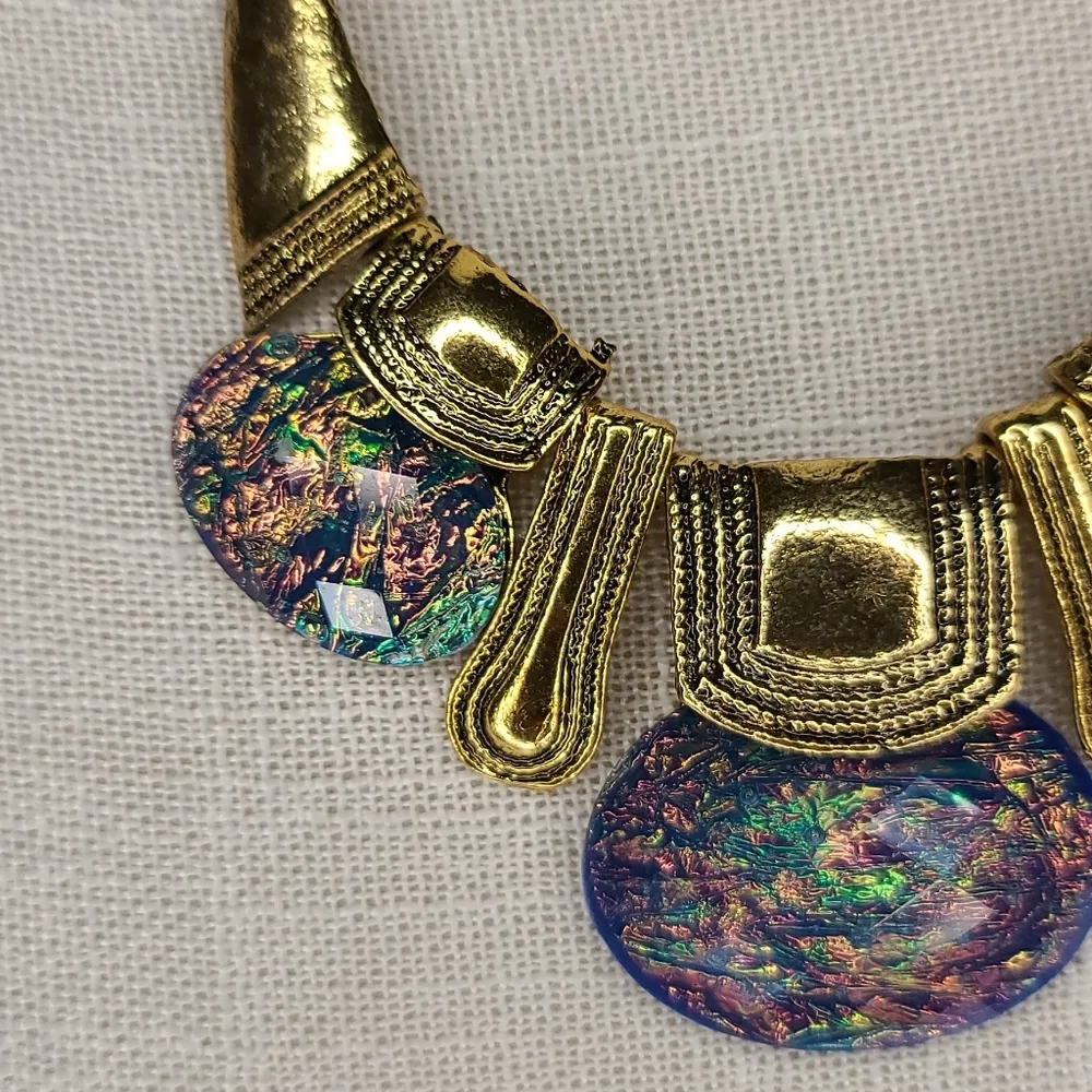 Holographic bib necklace and earrings - Image 2