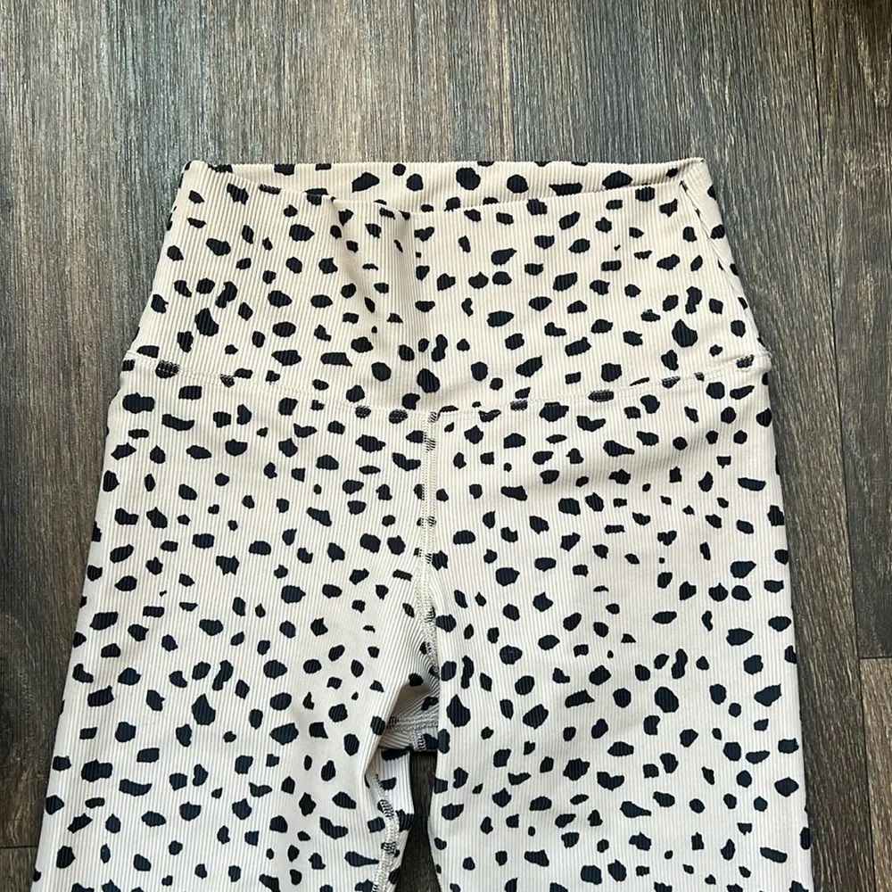 BeachRiot Leopard Ribbed Leggings - Image 2