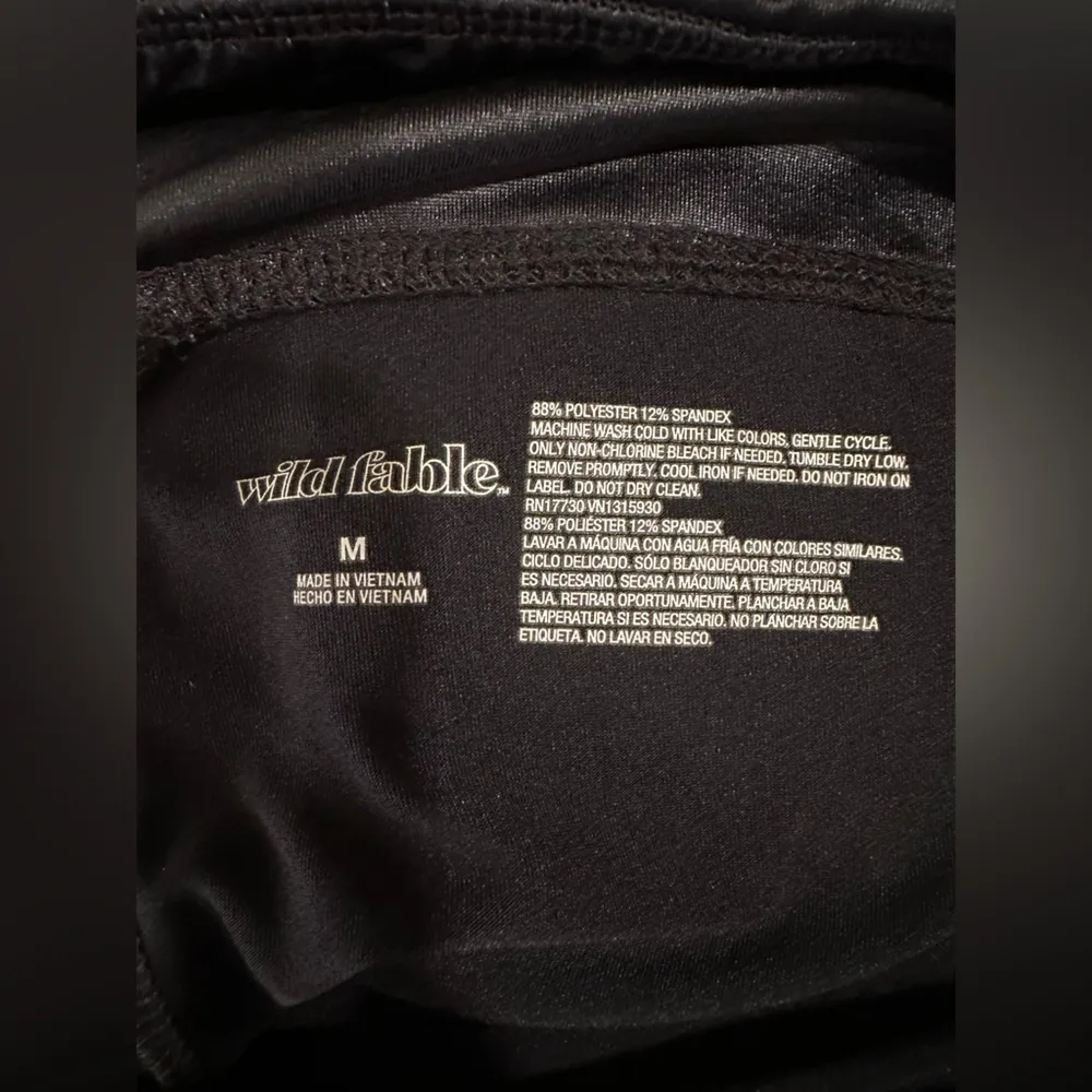 NWOT wild fable  activewear faux later style leggings - Image 3