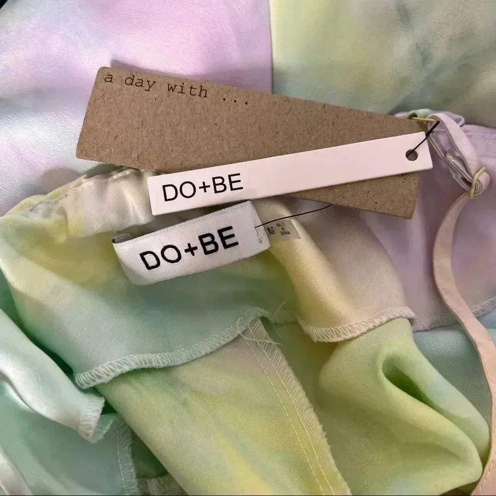 DO + BE Side Ruched Tie Dye Dress Size Medium Adjustable Straps Square Neck Yellow - Image 9