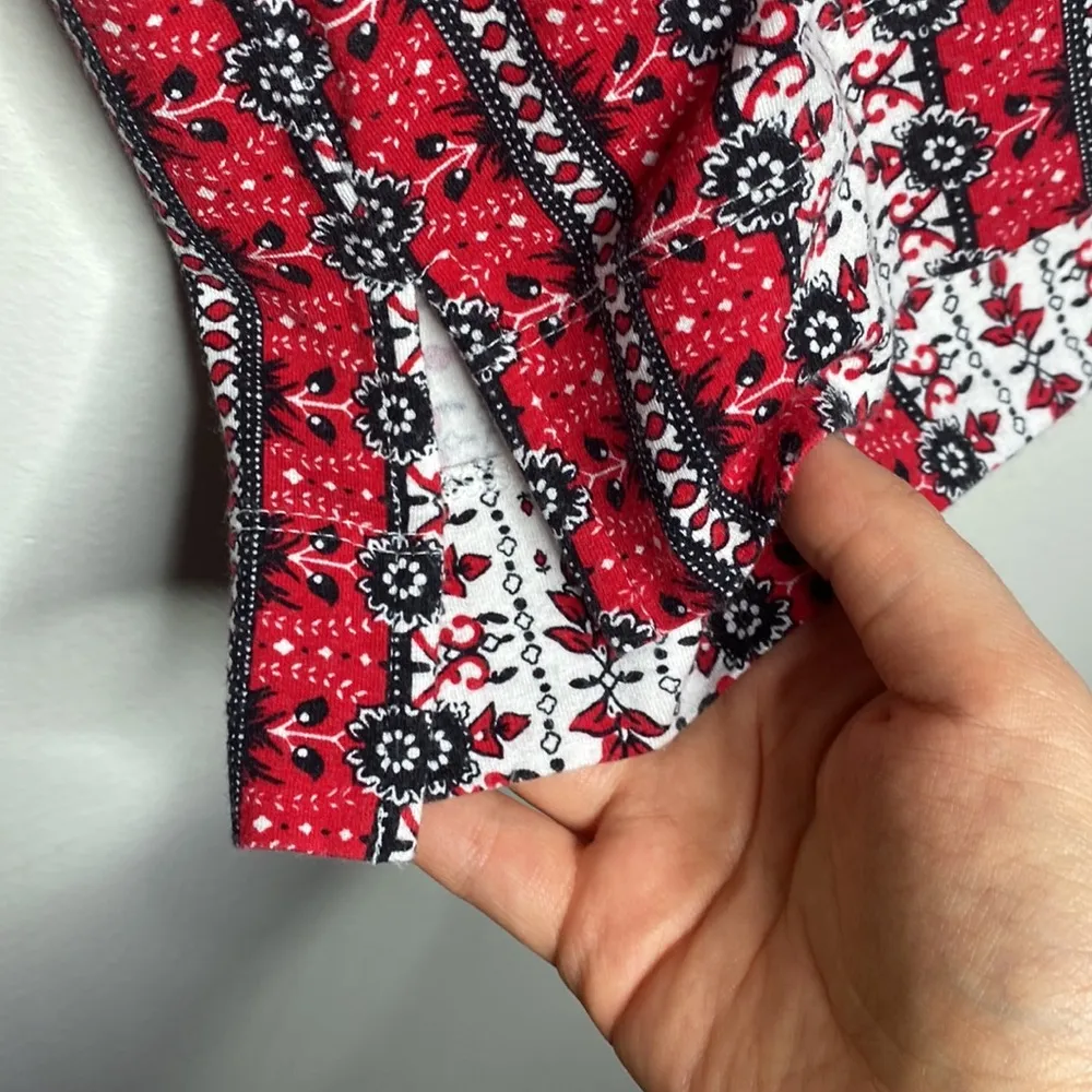 J Jill wearever collection ethnic floral print top size XS Red - Image 6