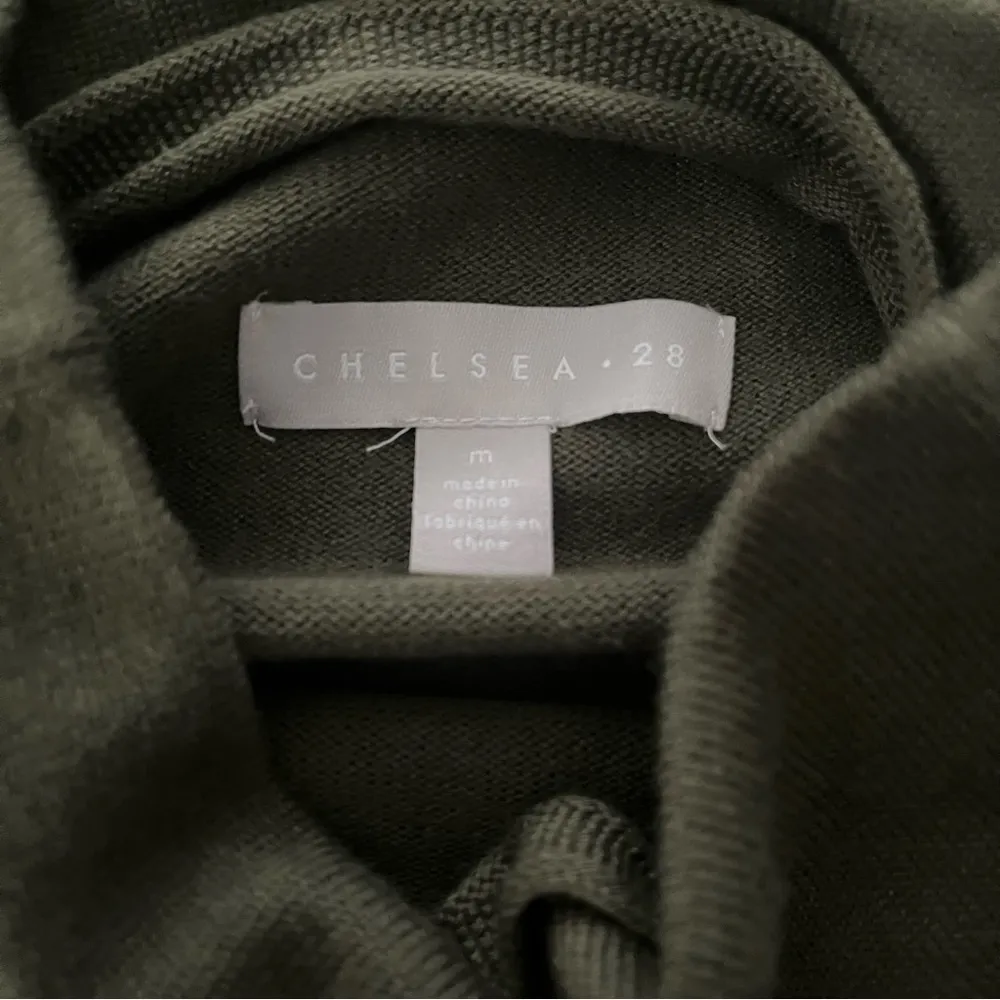 NWT, Chelsea28 Olive Green Funnel Neck Long Sleeve Sweater, Sz M - Image 13