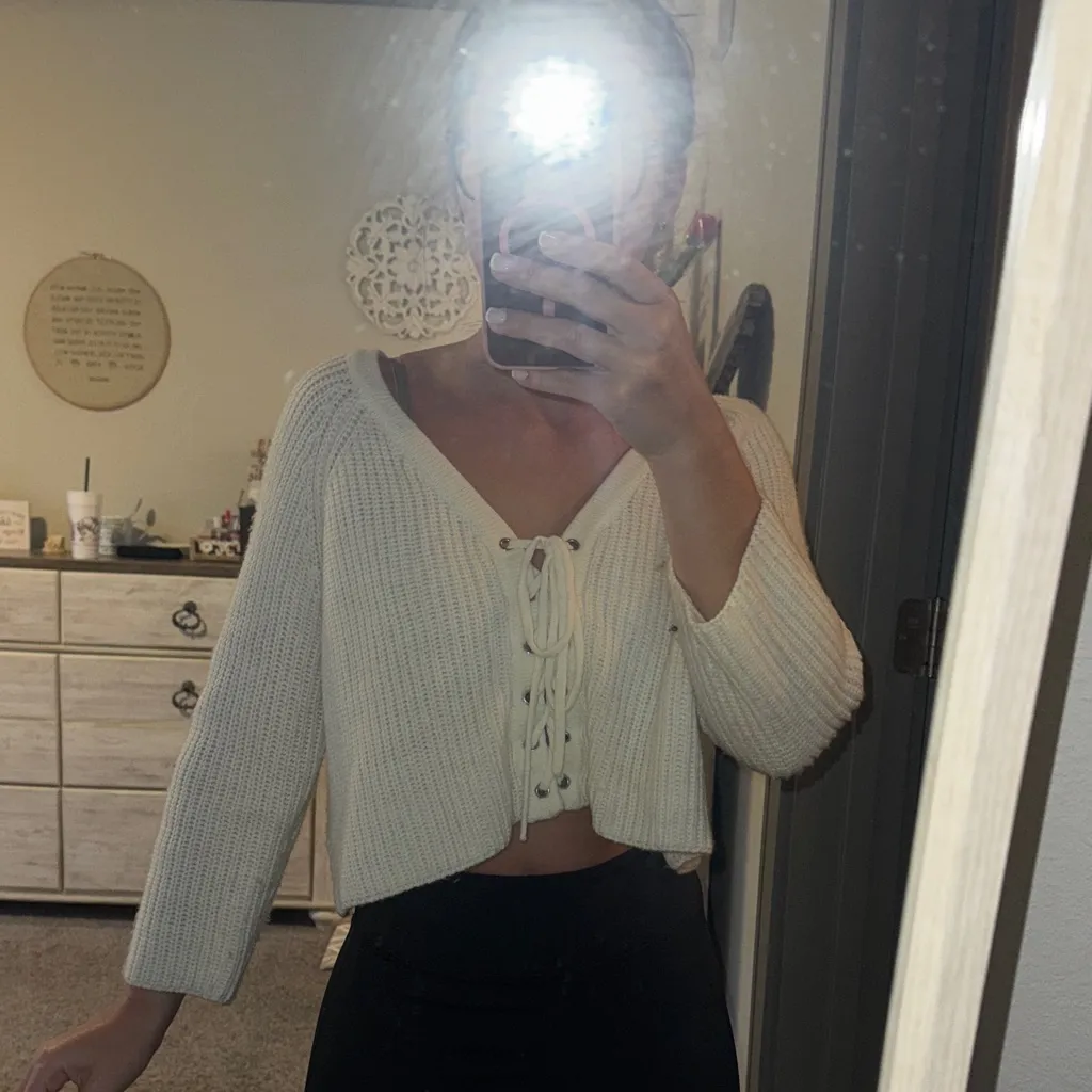 Women's White Sweater Lace - Image 2