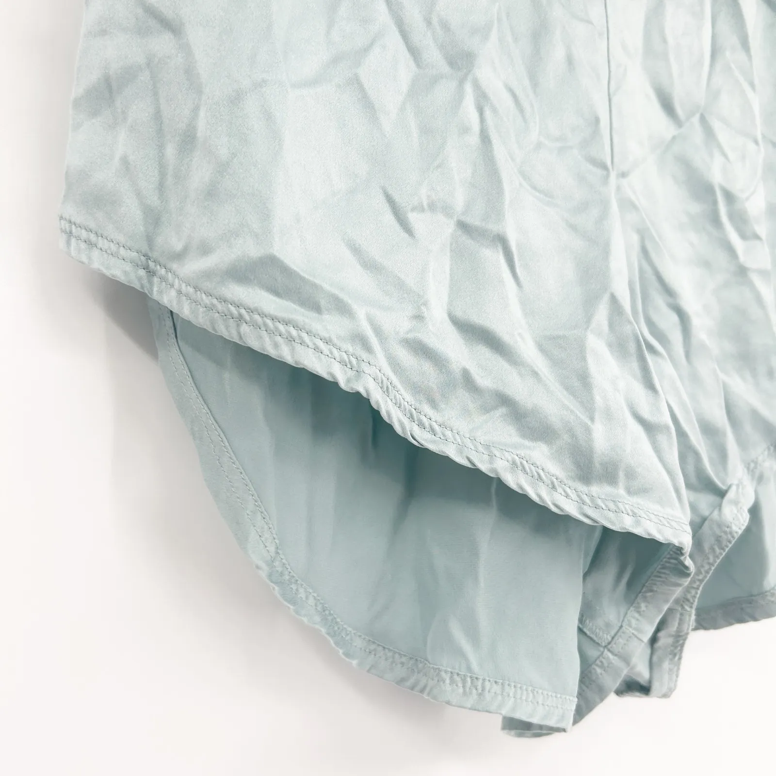 LUNYA Womens Washable Silk Luxury Sleepwear Pajama Lounge Sleep Shorts Size XS Blue - Image 4