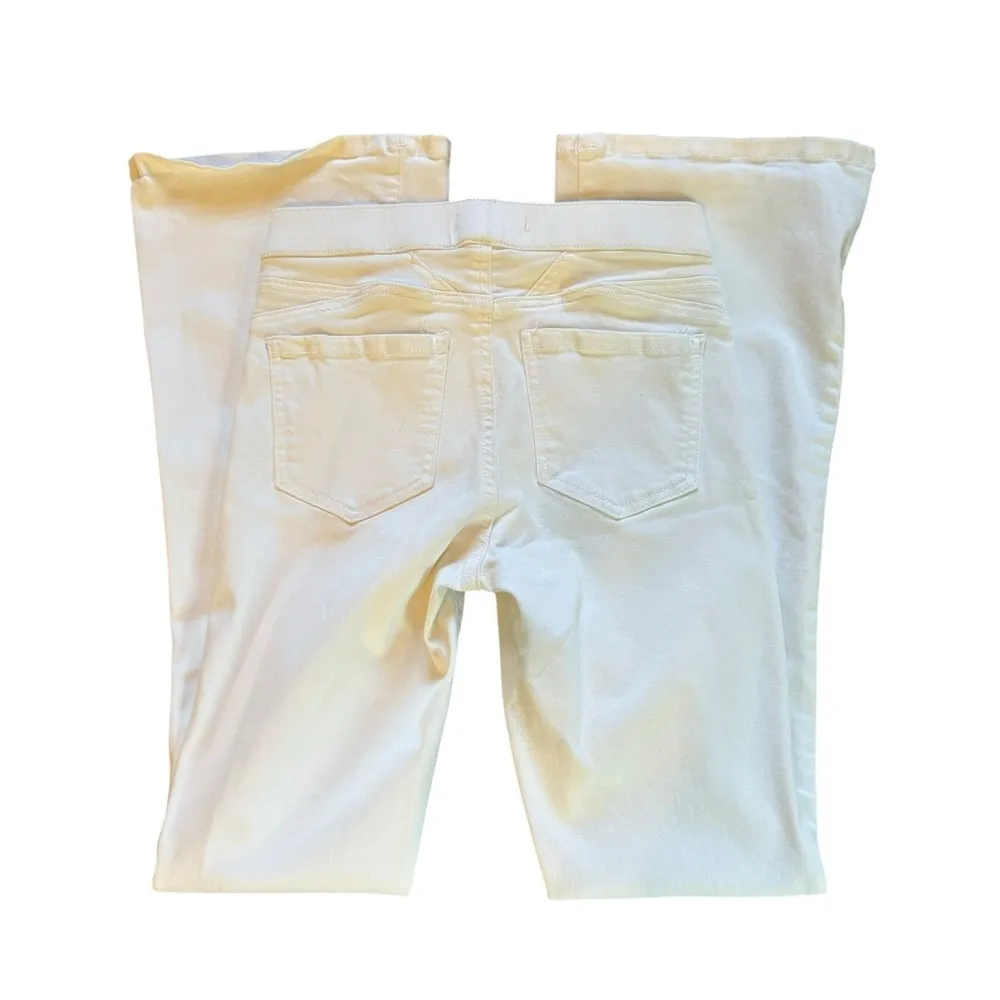 Altard State Flared Jeans Optic White Pull On Style Womens Size XS - Image 2
