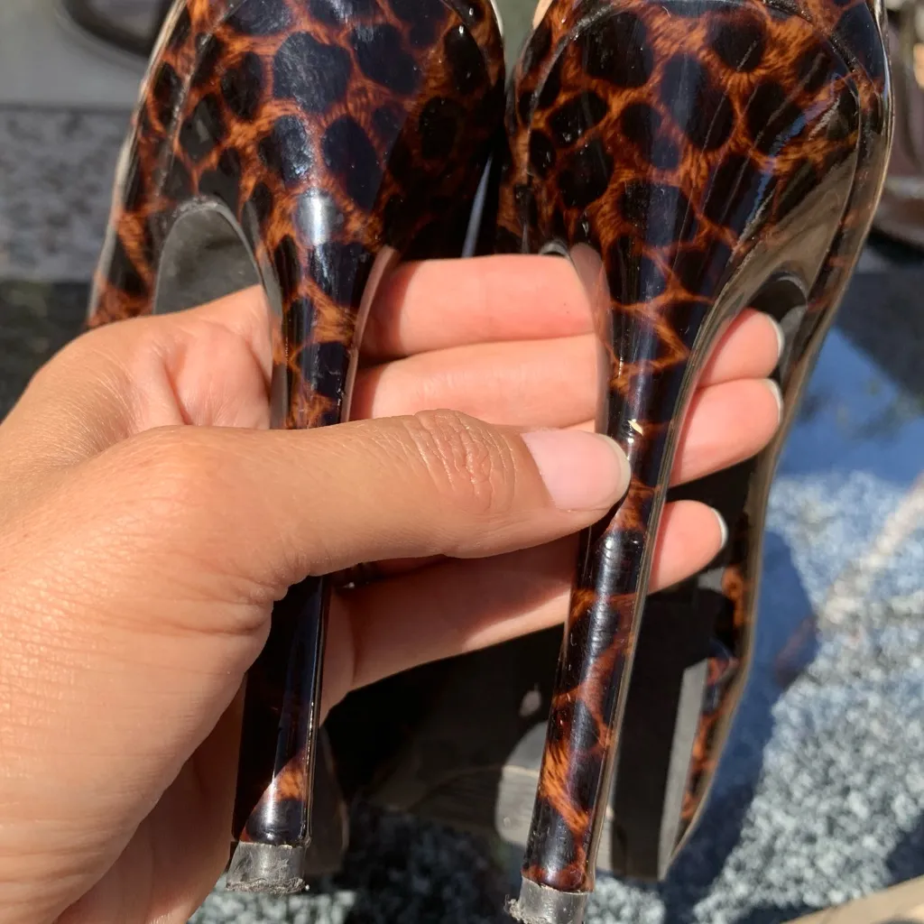 Steve Madden leopard platform size 8 - Image 9