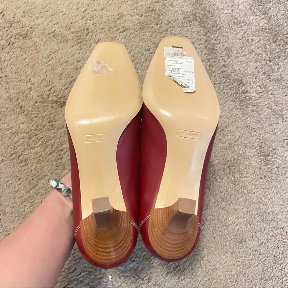 Coach Cicely Heel Loafers Womens Size 7 B Cherry Red Leather Stacked 2 3/4 Heel - Image 4