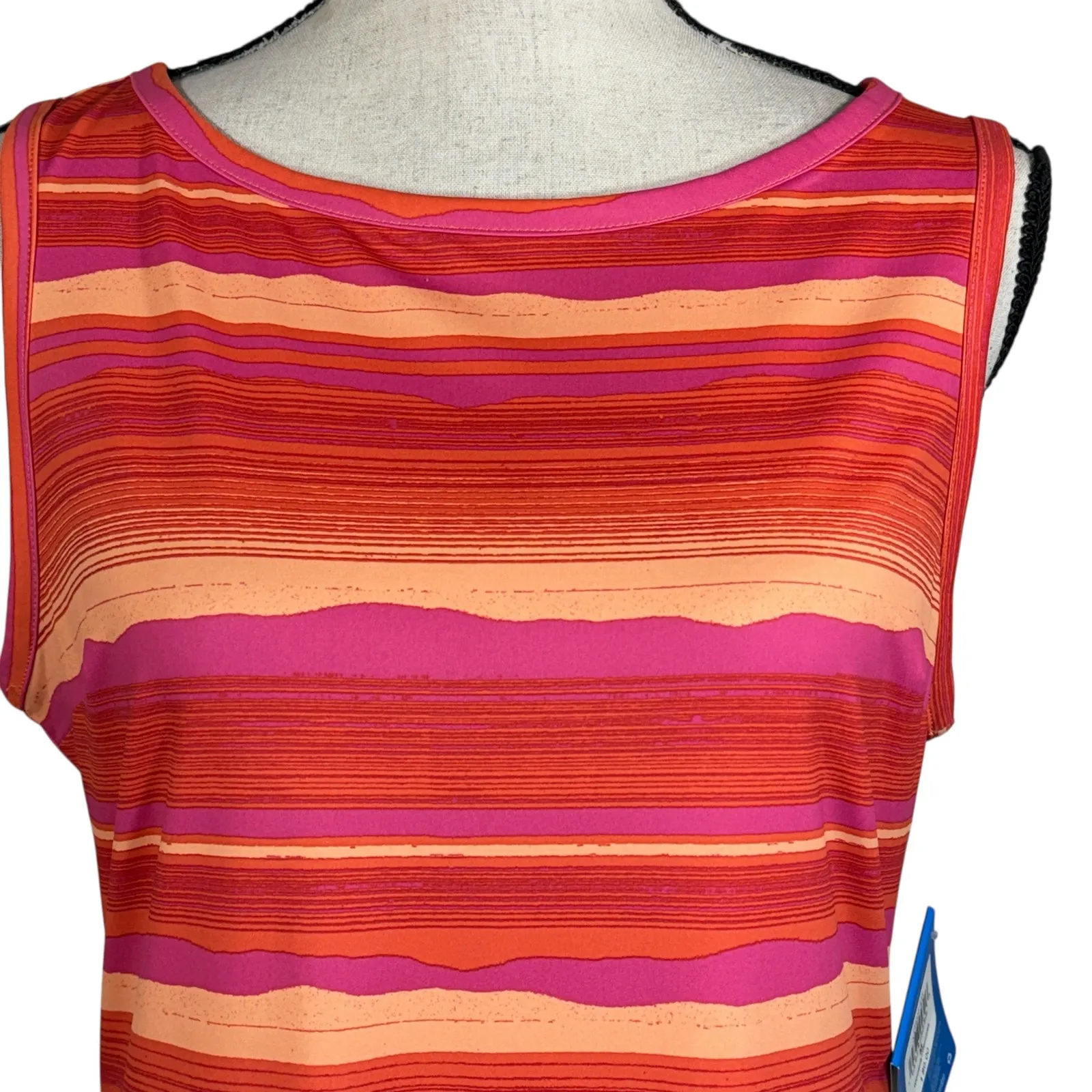 Columbia Medium Chill River Dress Stretch Pocket Omni-Wick Quick-Dry Sleeveless - Image 2