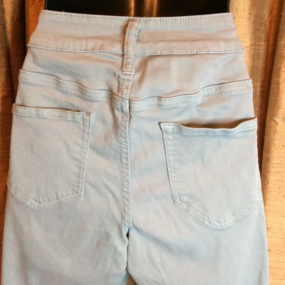 Maurices Women's Light Green Tapered/Straight Leg Jeans Size M - Image 6