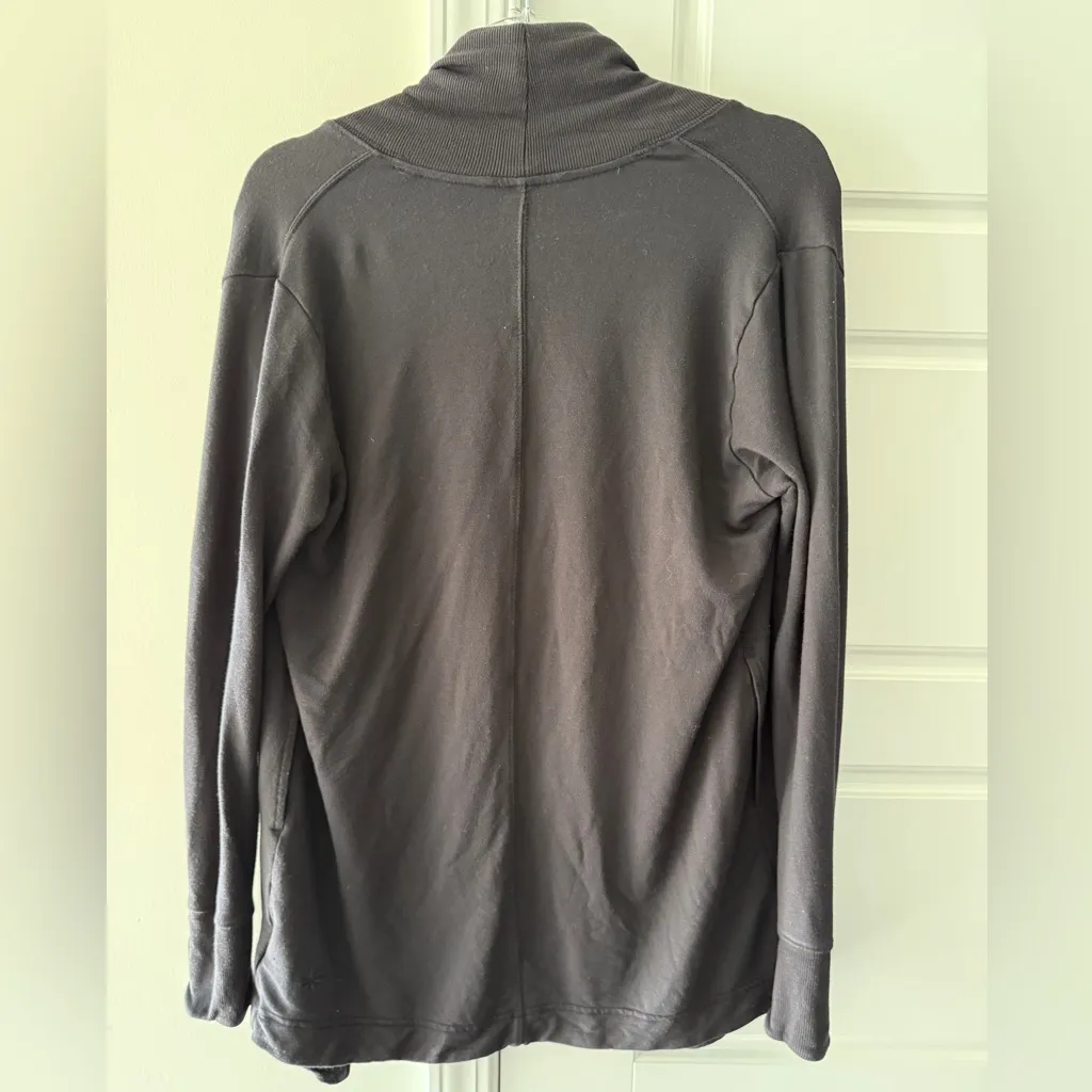 Athleta Pranayama Black Cardigan Open Layering XXS RUNS BIG Airport - Image 3