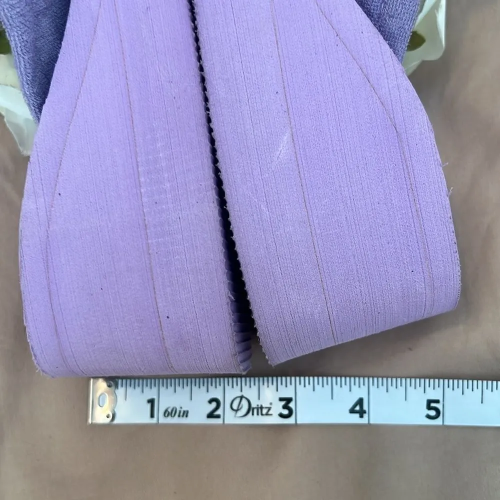 Make a statement with these adorable flower adorned wedge sz6 flip flops EUC Purple Size 6 - Image 6