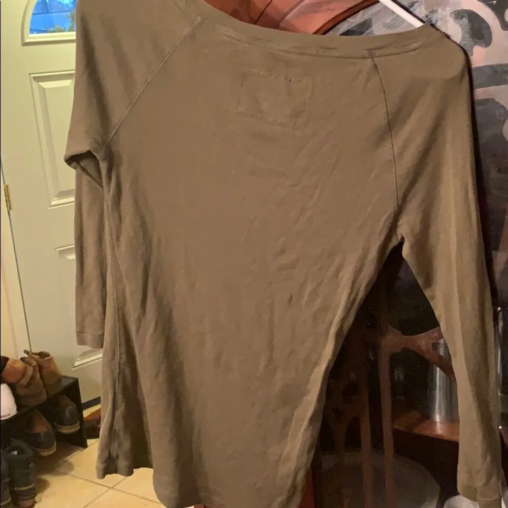 Gap 3/4 length sleeve shirt - Image 4