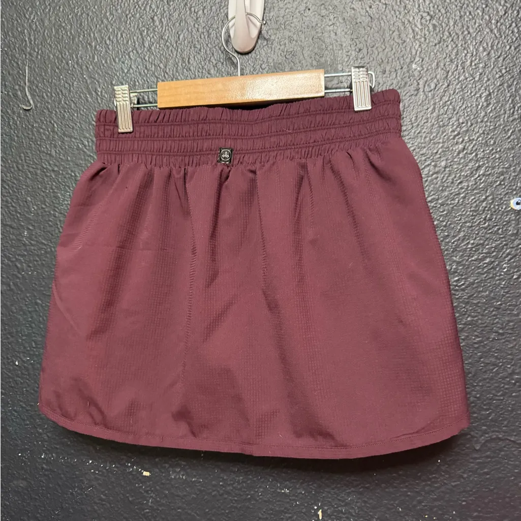 Women’s Prana Burgundy Athletic Hiking Skort Size XS - Image 5