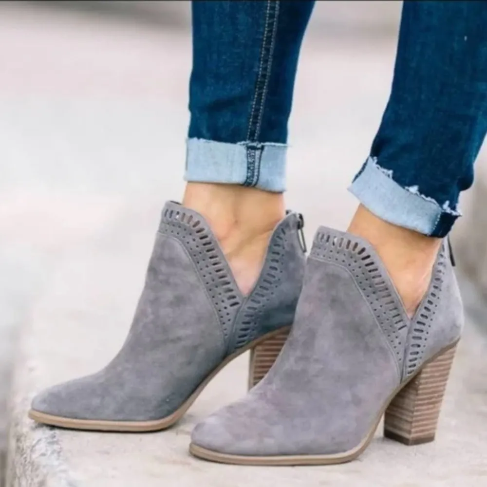 Vince Camuto Fileana Split Shaft Suede Ankle Bootie Gray Size 10 BRAND NEW - Image 2