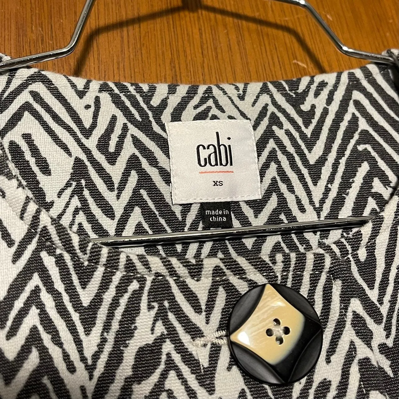 CAbi Woman's Zig Zag Ponte Knit Charcoal Grey & White Jacket Size XS - Image 3