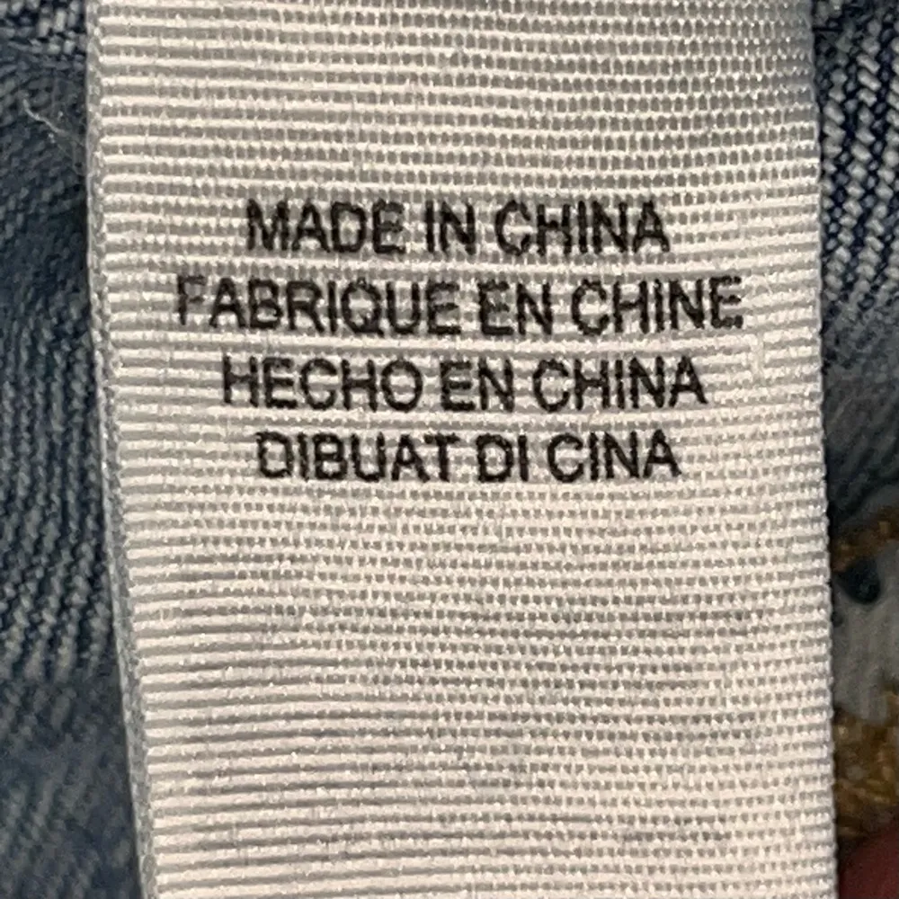 Lucky Brand Cropped Classic Denim Jean Jacket size Medium - Image 13