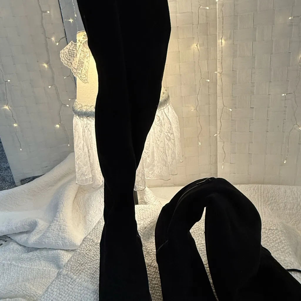 Black Stylish Over The Knee Boots - Image 2