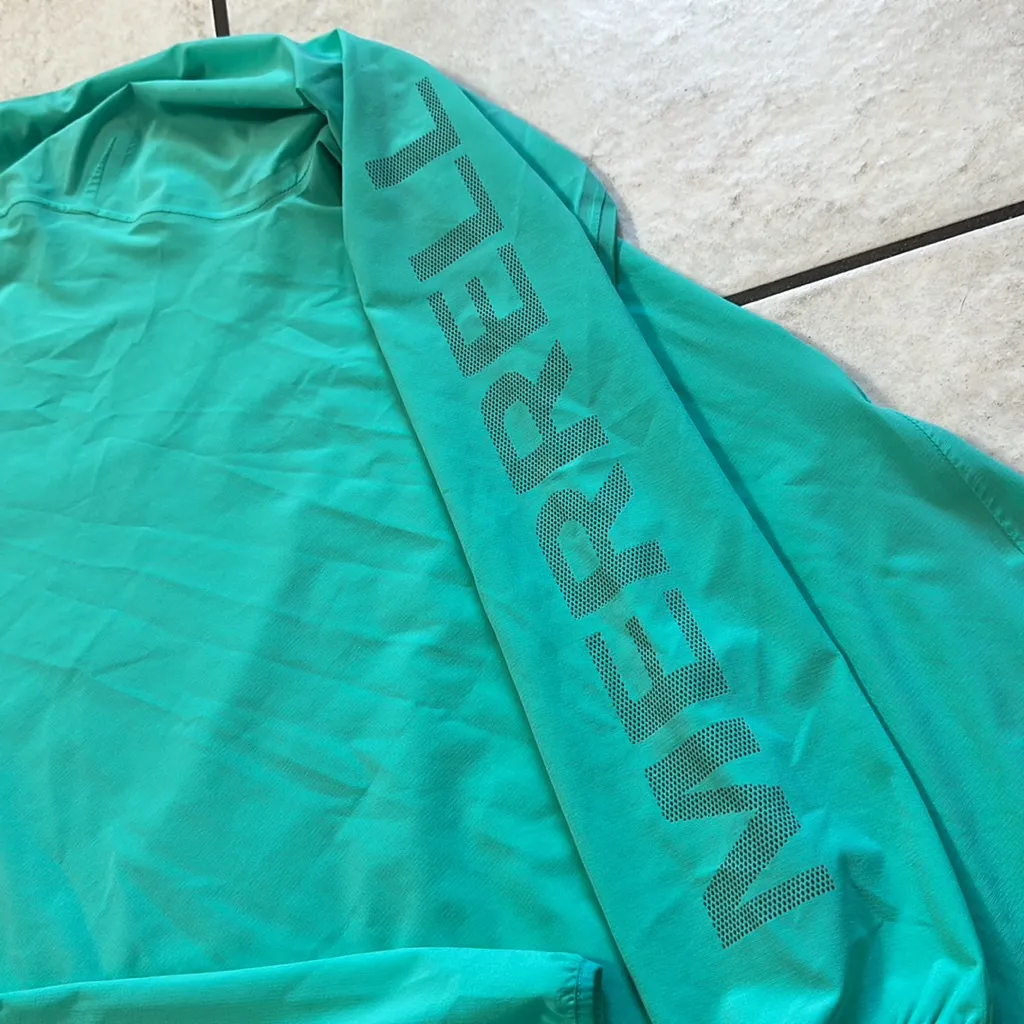 Merrell Ultra Light Wind Pullover with Hood‎ - Image 6