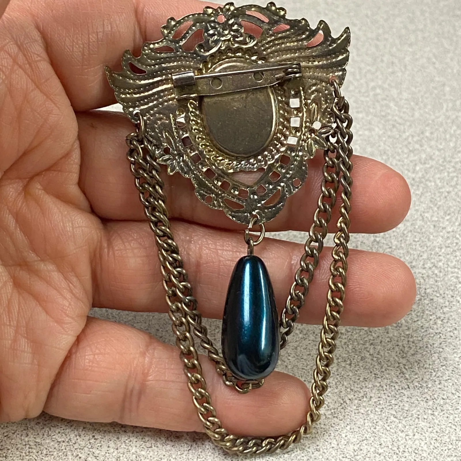 Vtg Ornate Filigree Brooch Pin Goth Black Blue Oval Cabochon Silvertone Grunge - Image 3