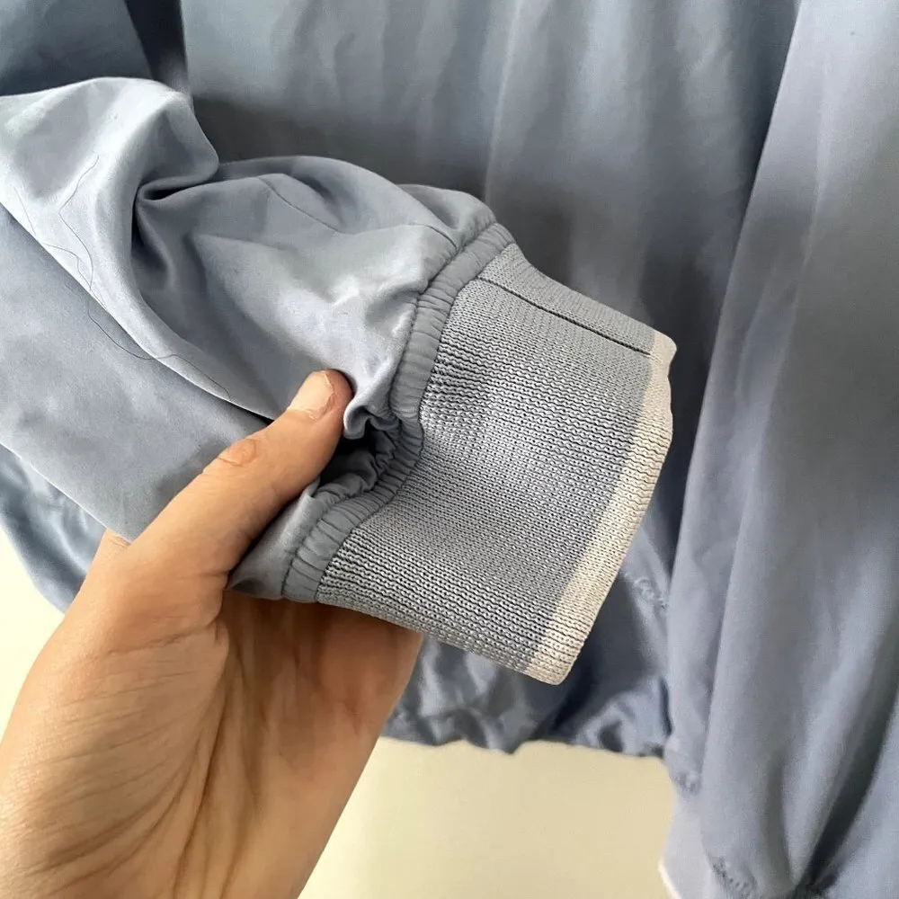 Cabelas vintage for women blue v-neck golf casual pockets waterproof windbreaker - Image 5