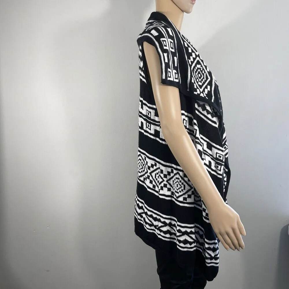 Cable & Gauge Cardigan Sweater Black White Tribal Print Sleeveless Open Womens S - Image 2
