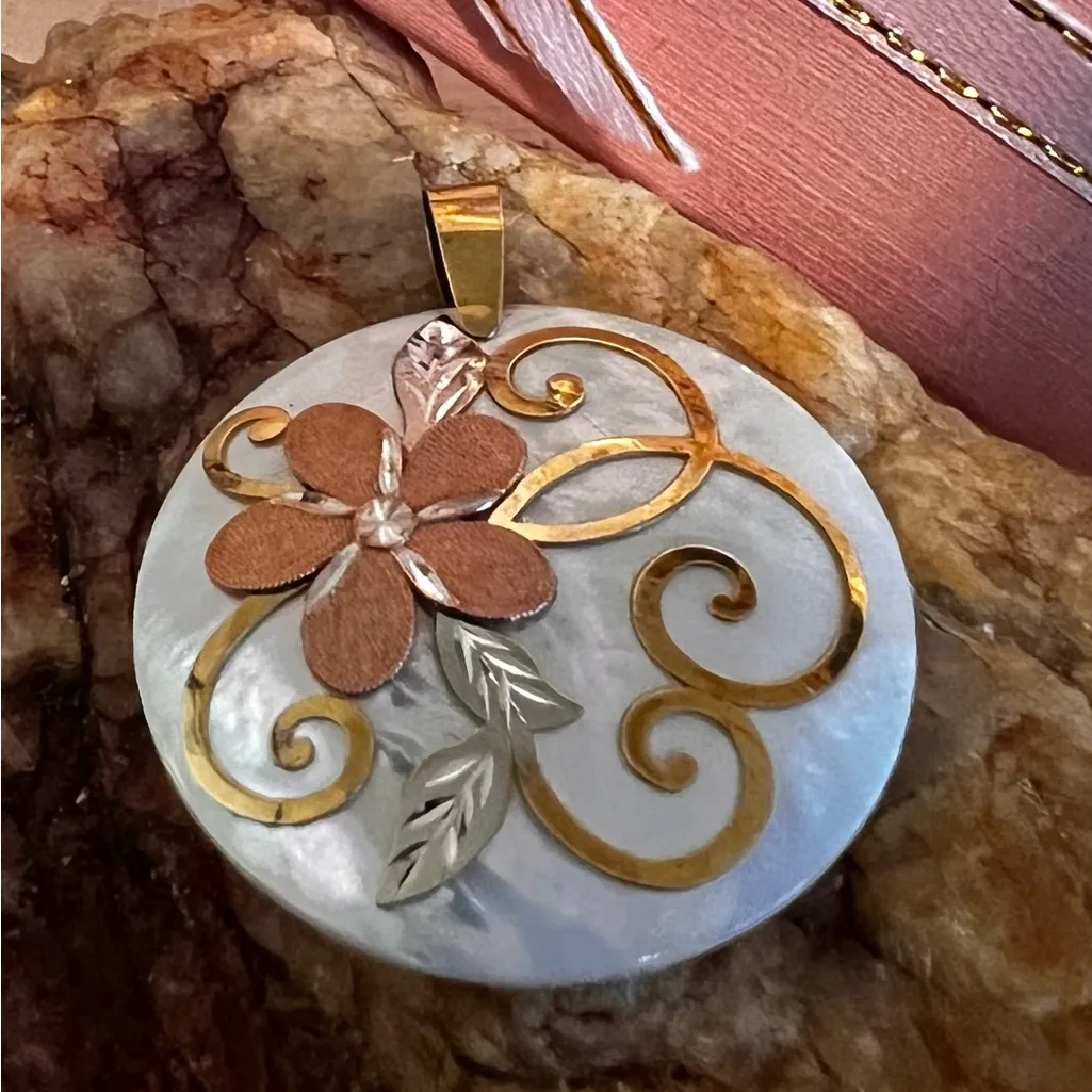 14K Multi Toned Gold Mother Of Pearl Pendant - Image 7